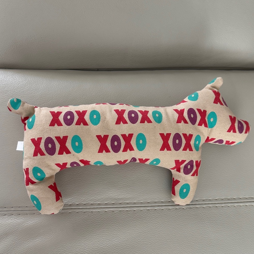 XOXO Patterned Valentines Day Dog Toy